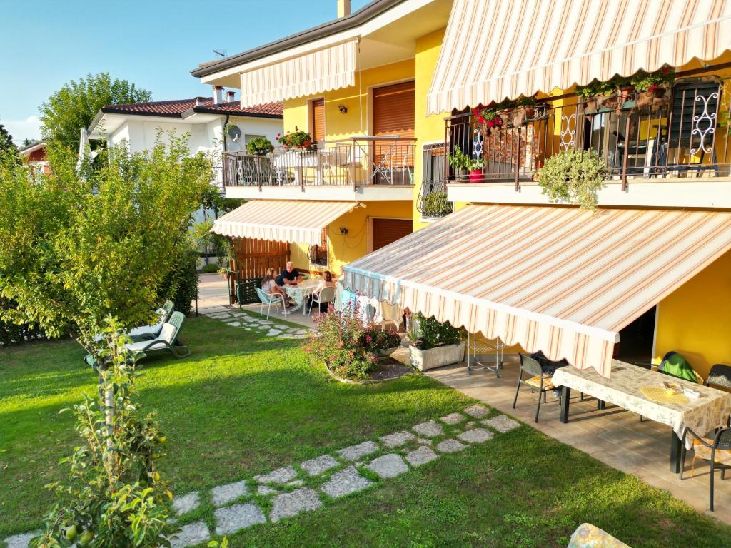 Gallery image of Haus Romagnoli Residence in Lazise