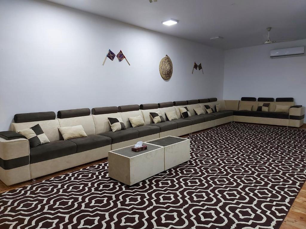 AlMazyona Chalet إستراحة المزيونه للتأجير - Chalet Supérieur