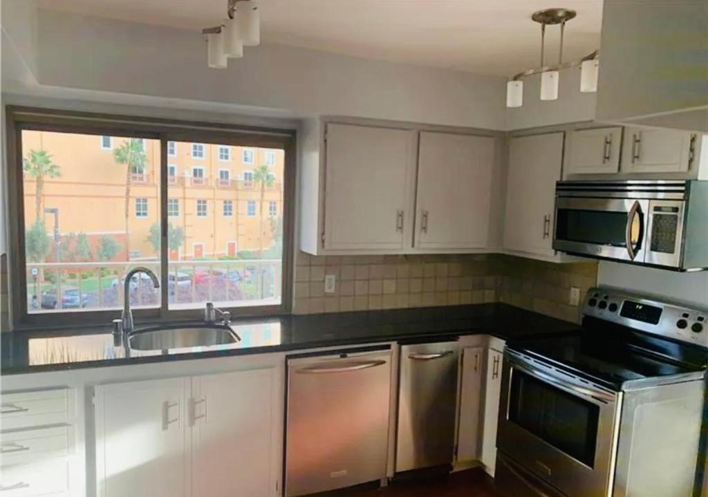 Marie Las Vegas (updated prices 2024)