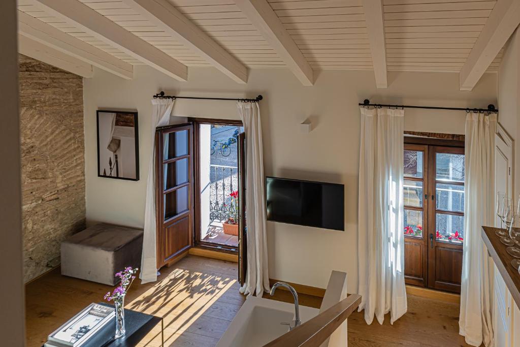 La Ermita Suites - Único Hotel Monumento de Córdoba - 17