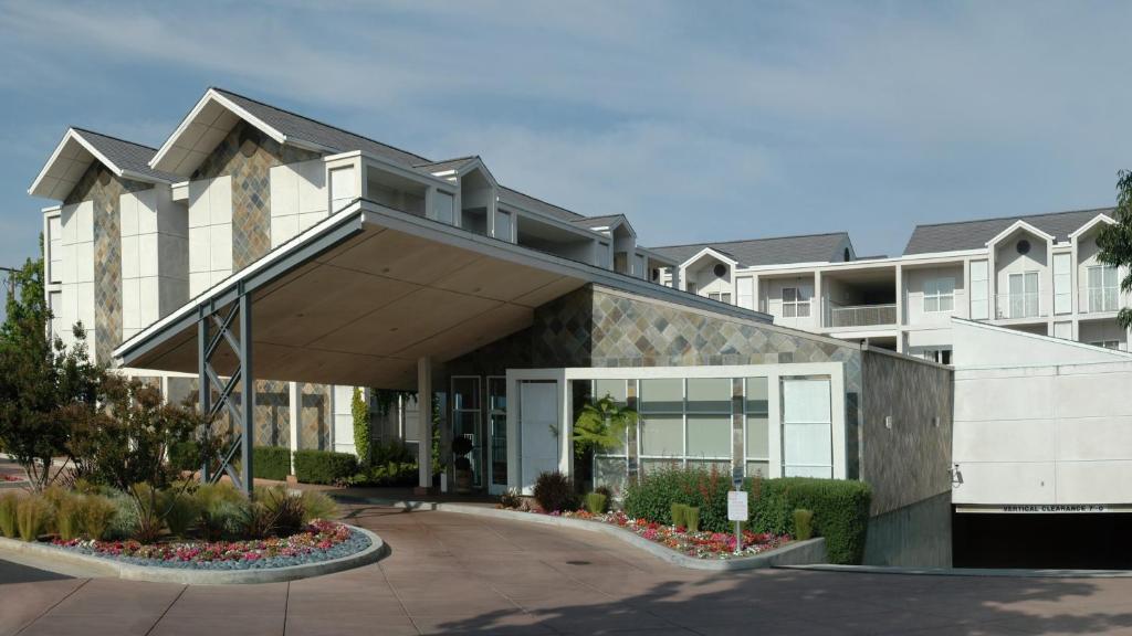 Corporate Inn Sunnyvale - All-Suite Hotel photo