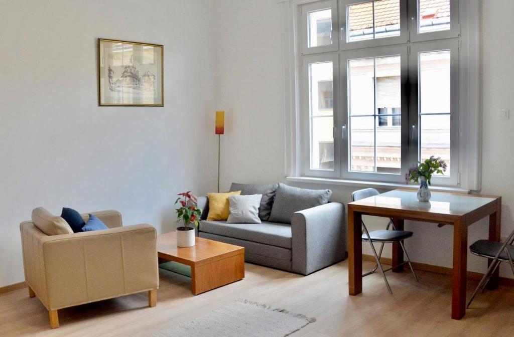 Nick's place-brandnew, central and quiet apt by Margit bridge 1136 Budapest, 9 Raoul Wallenberg utca kép - 1