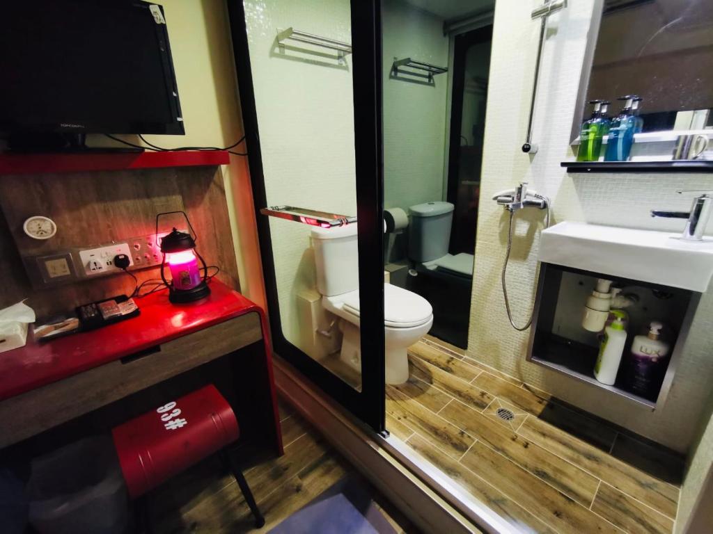 Kuchyň nebo kuchyňský kout v ubytování 香港九巴旅馆 KMB-Guesthouse