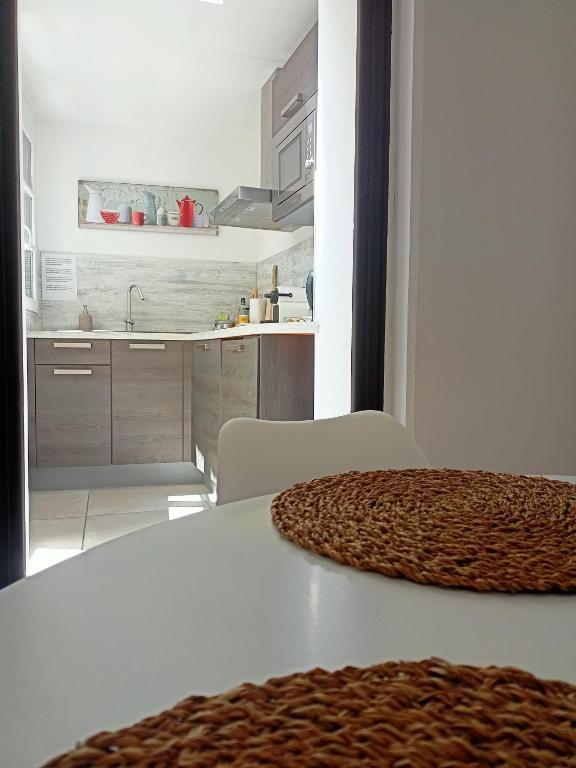 un gîte dans la cité - 8