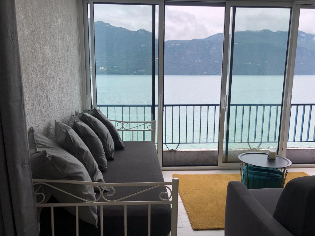 Le Lamartine, vue magnifique face au Lac du Bourget - Appartement Avec Vue Sur Le Lac