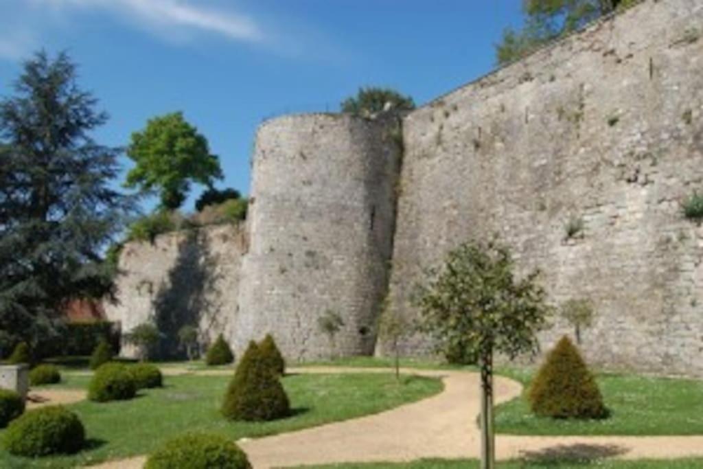SEX AGENCY in Château-Thierry