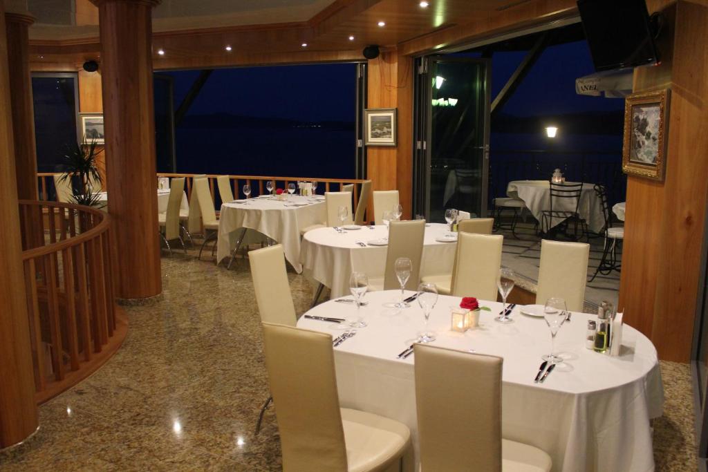 Restaurace v ubytování Art Complex Anel