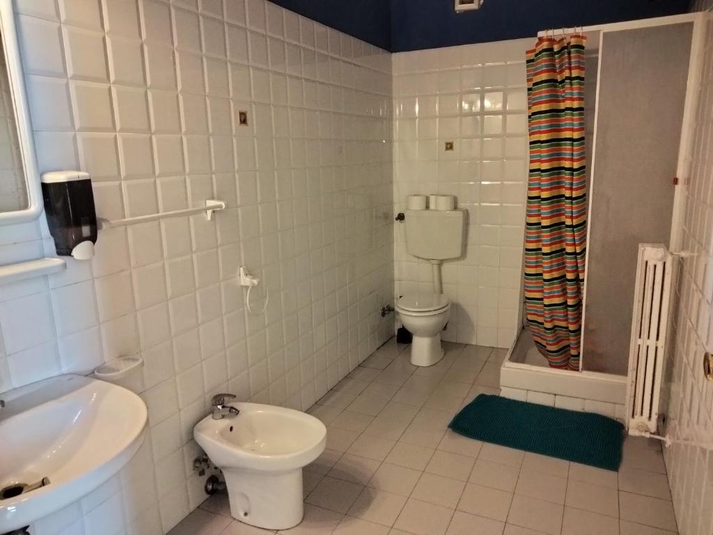 Koupelna v ubytování Litus Roma Hostel