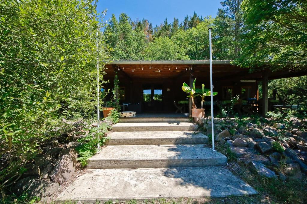 Zahrada ubytování Domaine La Faix, Gite la Forestière