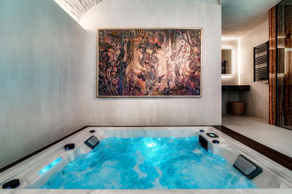 Bazén v ubytování Suites Lorodellago Como - The House Of Travelers nebo v jeho okolí
