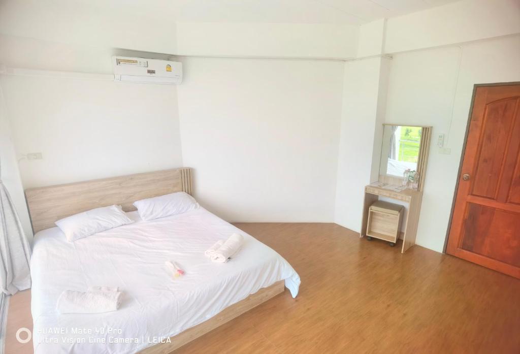 115 Townhouse - Quarto Duplo Com Banheiro Compartilhado
