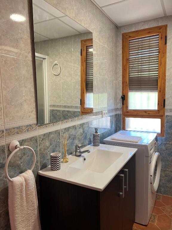 Kúpeľňa v ubytovaní APARTAMENTO LA MURALLA 2