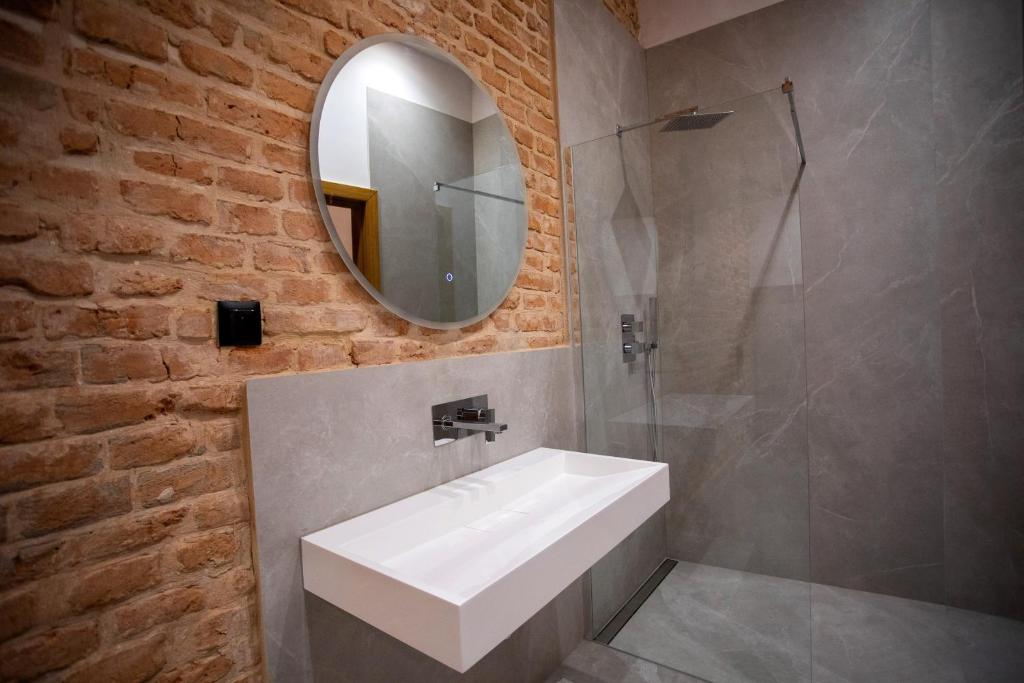 HOTEL TEATR - Resim 43