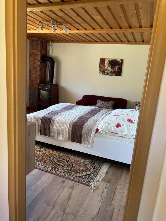 Postel nebo postele na pokoji v ubytování Privát Lenka