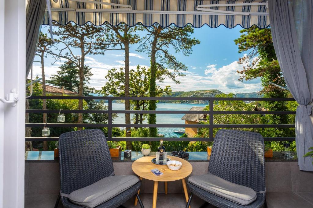 Apartment Carovo7