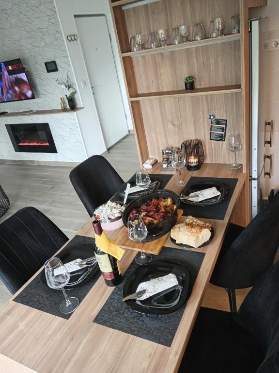 Jídlo v apartmánu nebo okolí