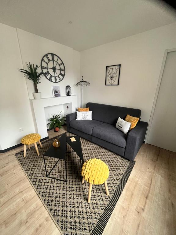 Posezení v ubytování Coin de paradis avec spa illimité en plein centre Avranches