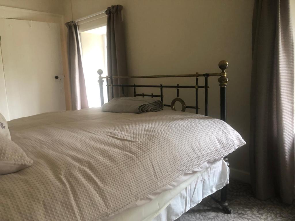 Fotografie z fotogalerie ubytování Larchgrove - 1800s Irish Farmhouse v destinaci Carlow