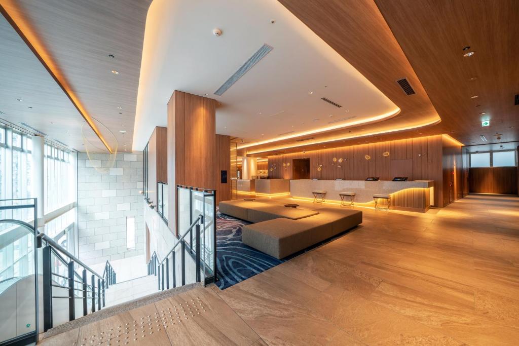 Hotel JAL City Nagoya Nishiki房間的床