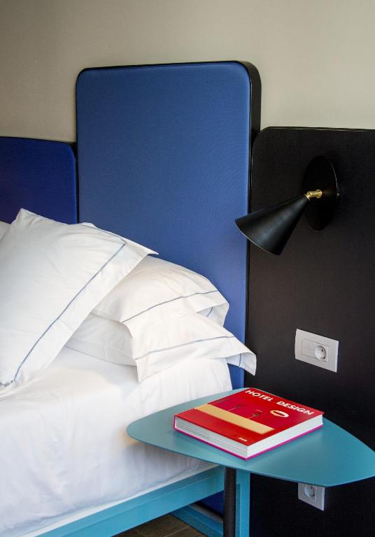 One Shot Colón - Resim 44