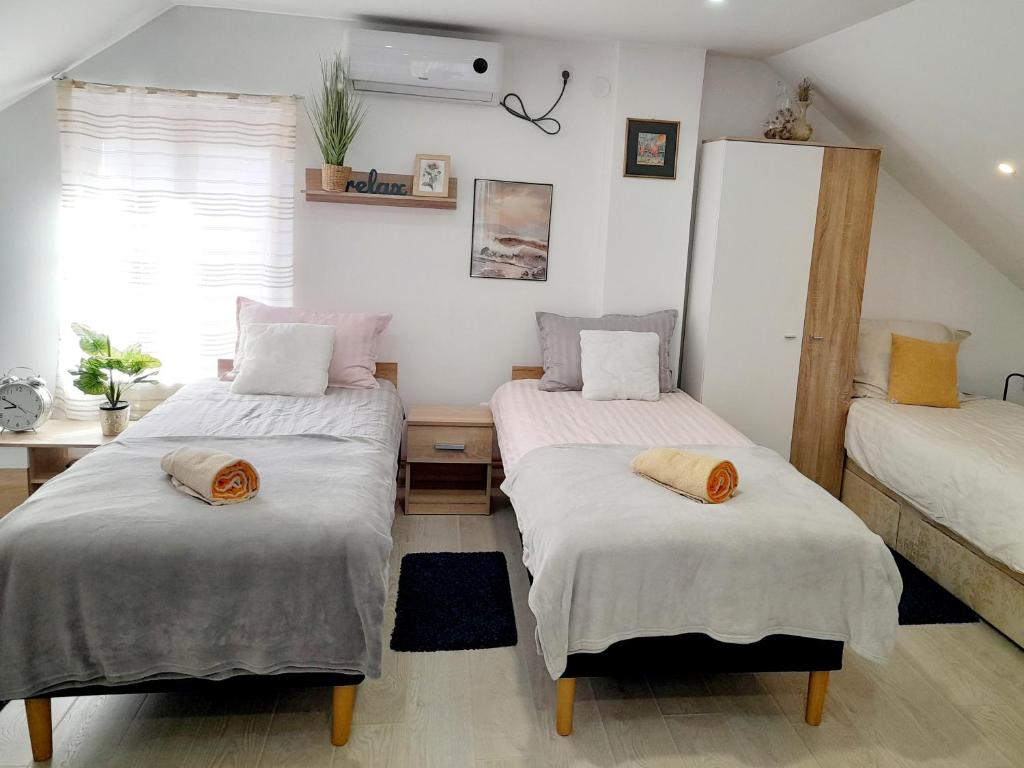 Studio Apartman Mary - One-Bedroom Apartment