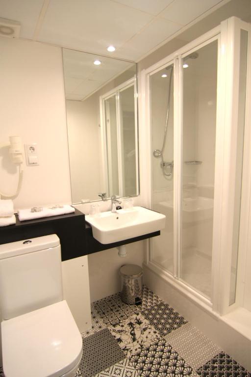 Koupelna v ubytování Hostal Aslyp 114