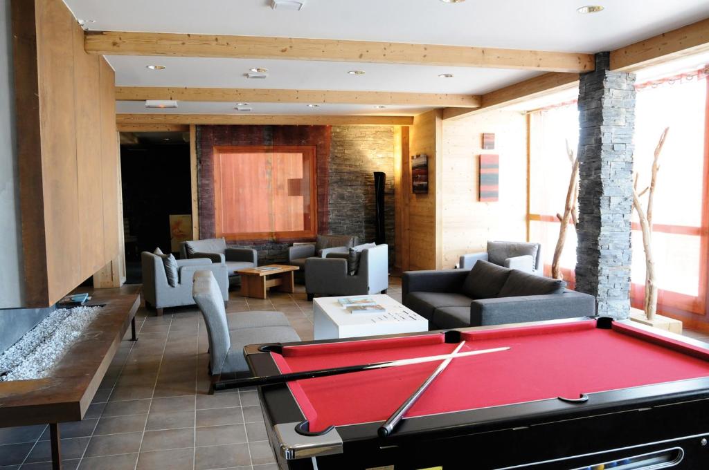 Posezení v ubytování Lagrange Vacances Le Roc Belle Face