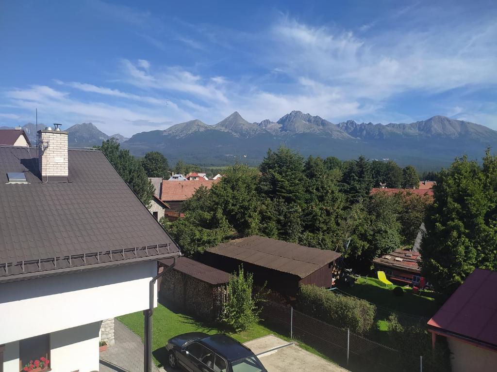 a view of mountains in the distance from a house at Privat Jasmin in Mengusovce