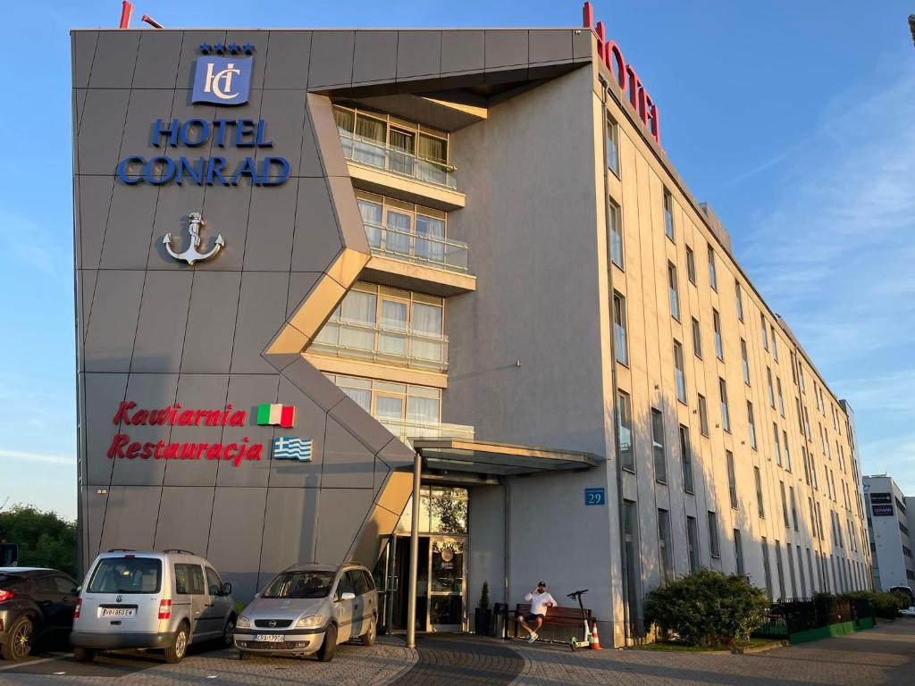 Budova, v ktorej sa hotel nachádza