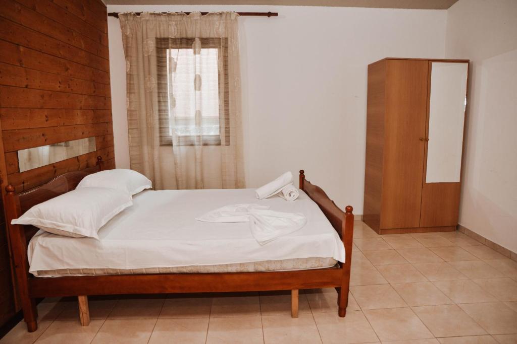 Village of Peace - House 40 - Imazhi 9