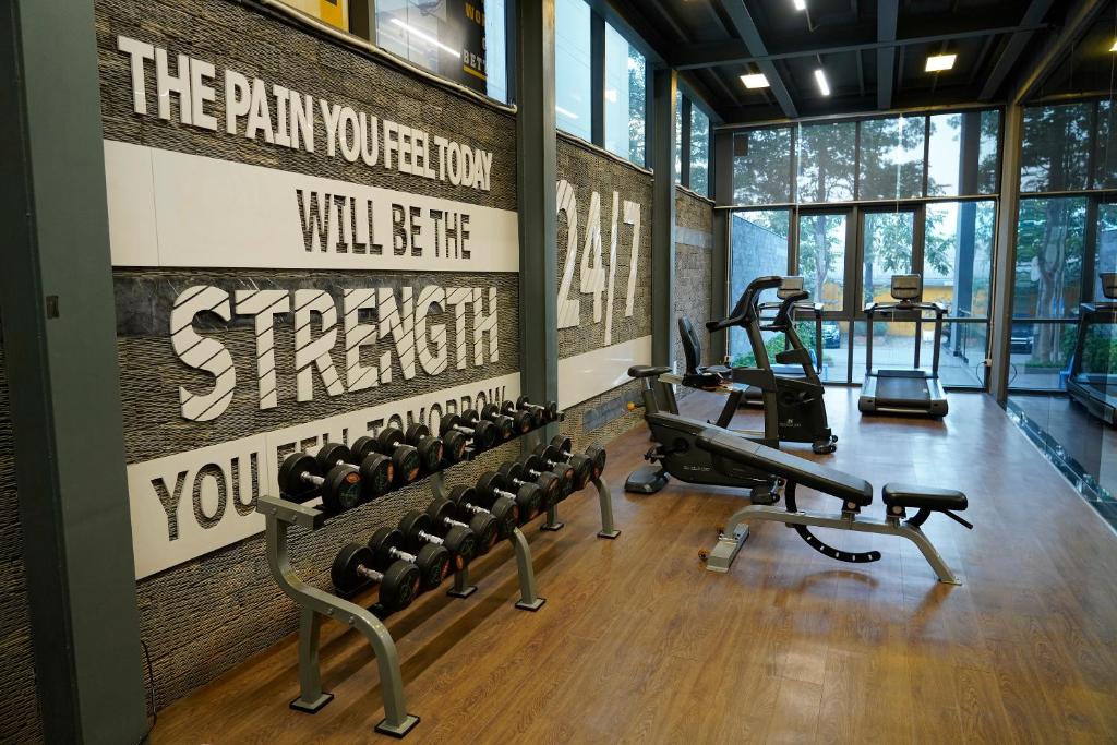 Fitness centrum a/nebo fitness zařízení v ubytování My Way Hotel & Residence Ha Noi