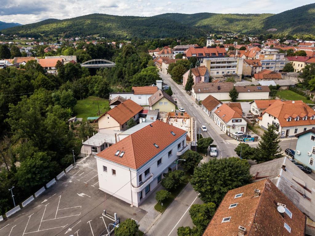 Nespecifikovaný výhled na hory nebo výhled na hory při pohledu z bed and breakfast