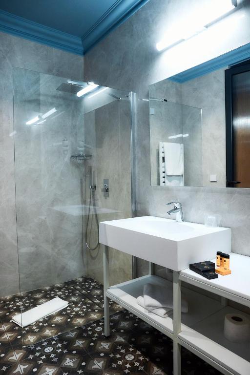 HOTEL VIENA - Resim 15