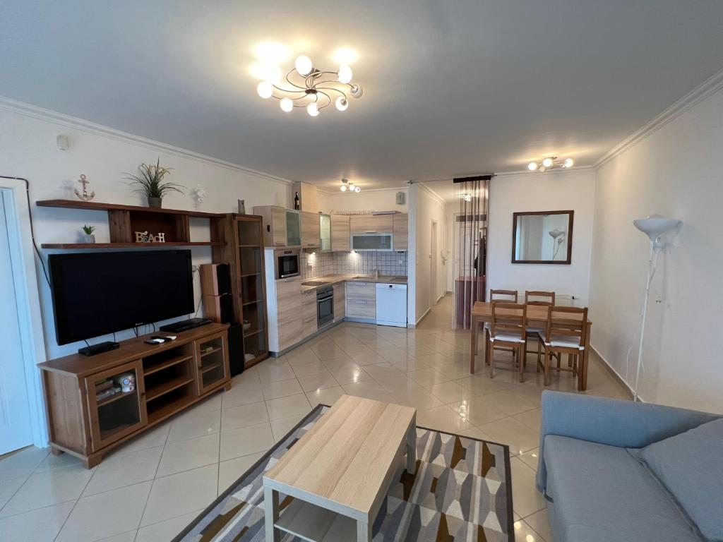 Kuchnia lub aneks kuchenny w obiekcie Summer Vibe Siofok 2 Ground floor