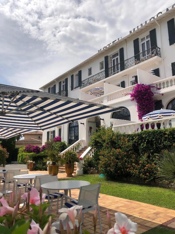 Zahrada ubytování Hotel des Mimosas