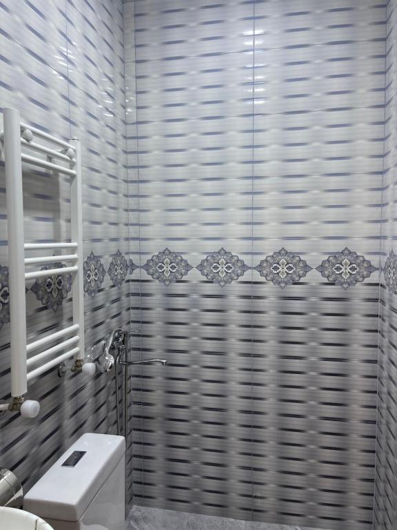 Koupelna v ubytování Sunny guesthouse