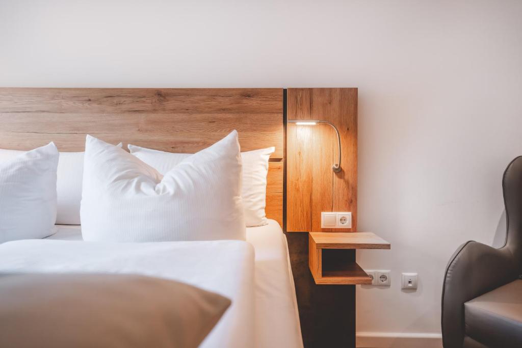 Landidyll Hotel Restaurant Weidenbrück & SPA - 2