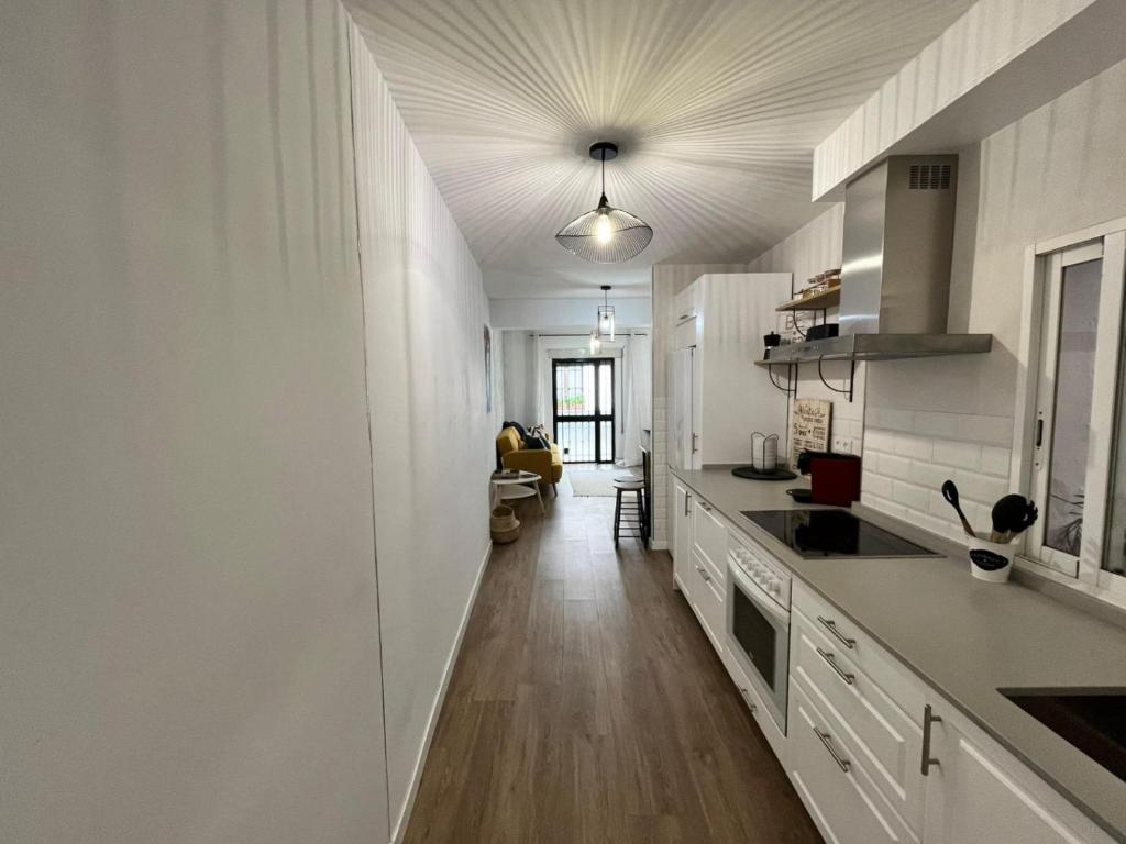 Kuchyň nebo kuchyňský kout v ubytování Apartamento Luna de San Basilio