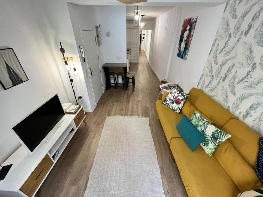 TV a/nebo společenská místnost v ubytování Apartamento Luna de San Basilio