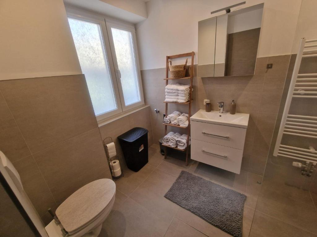 Een badkamer bij Apartment Emma