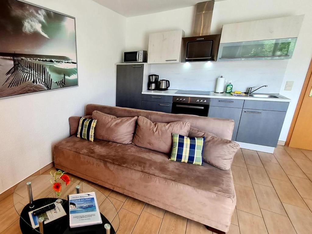Boddenhus Apartment - Apartment With Terrace