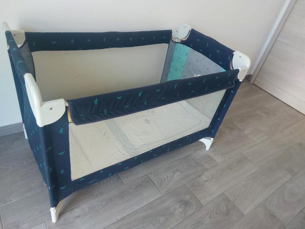 Postel nebo postele na pokoji v ubytování Appartamento Miralago con Giardino sul Lago