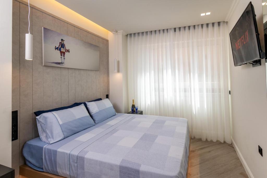 Triple A @ Trendy Psiri - Art & Nightlife - Resim 15