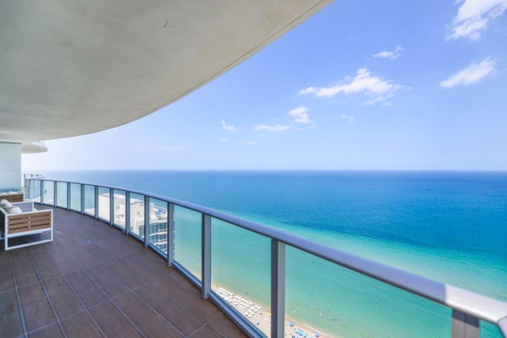 Luxury Condo with Oceanfront View in Hollywood, Hollywood (updated ...