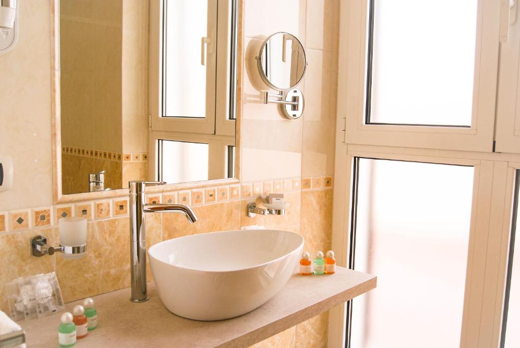 Esposizione Luxury Rome - Resim 19