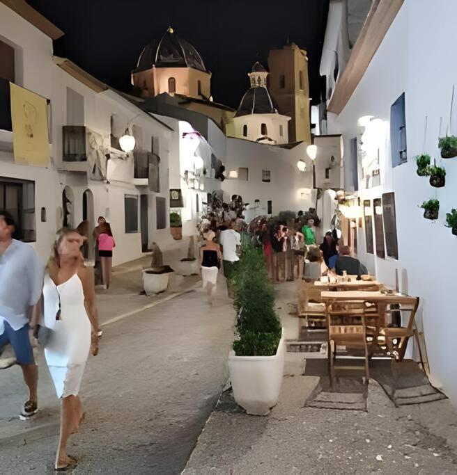 Apartamento primera línea con acceso privado a la playa vendégei