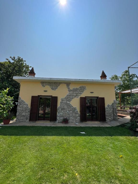 Budova, kde se bed and breakfast nachází