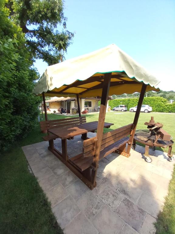 Zahrada ubytování B&B Monte Tavolino