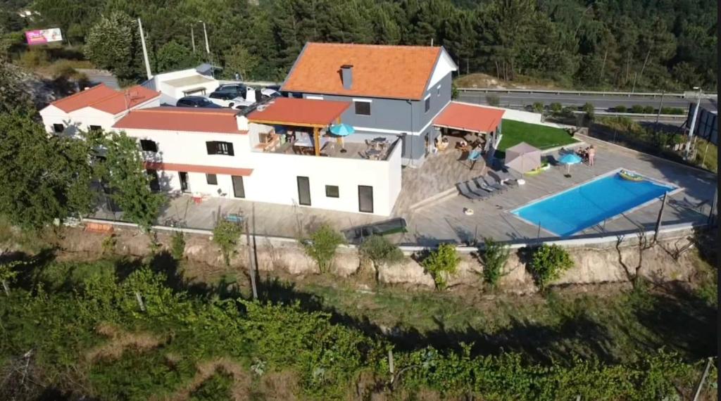 Letecký snímek ubytování Casa da Mafarrica
