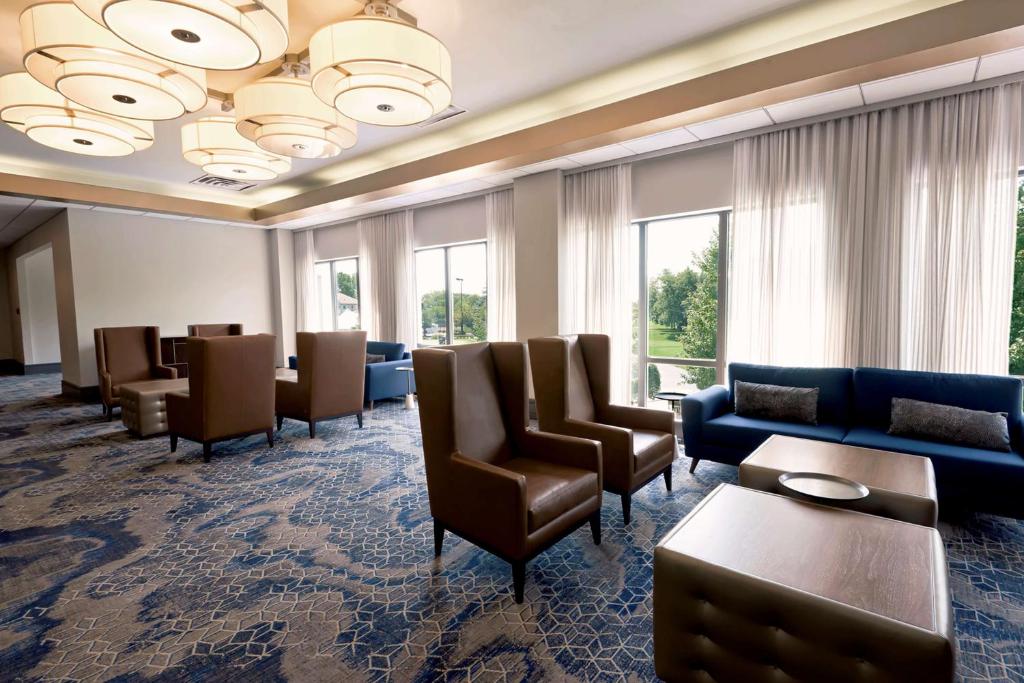 Hilton Chicago Oak Brook Hills Resort & Conference Center photo